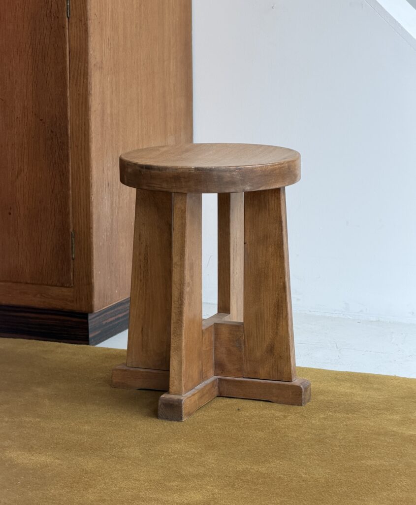 Modernist stool
