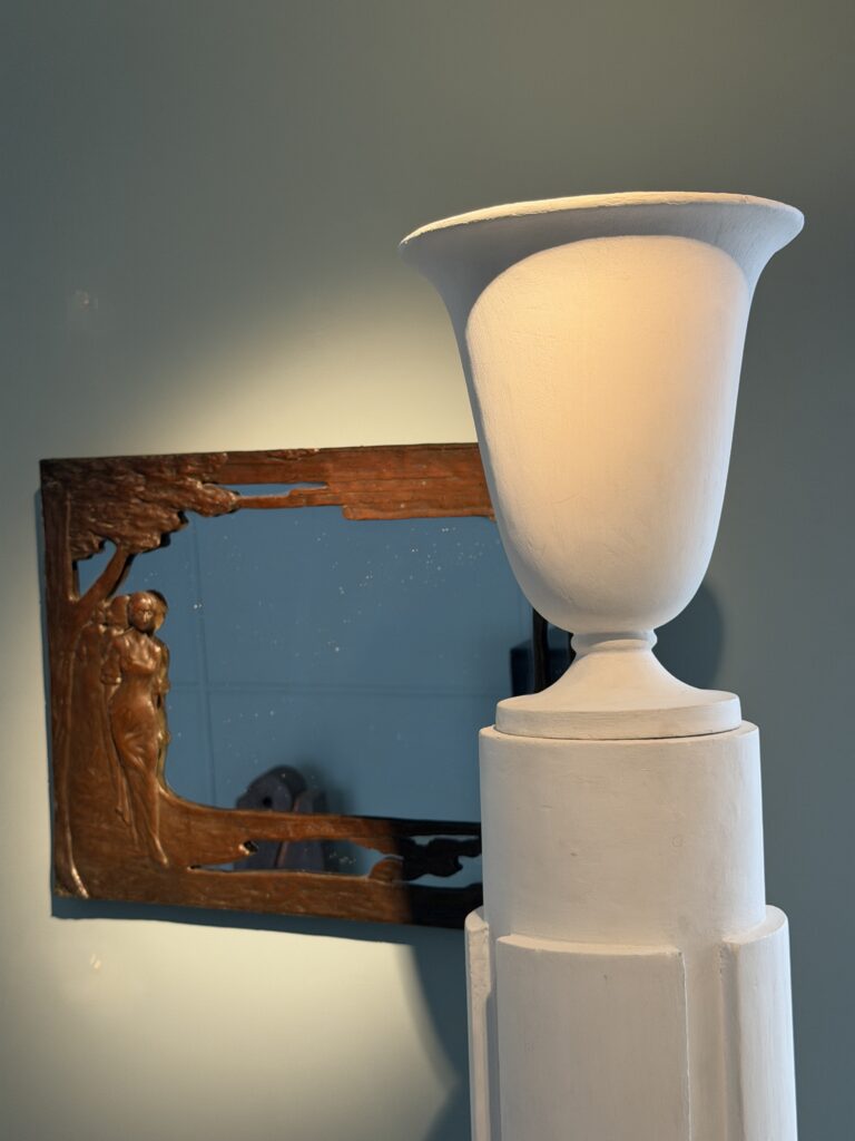 Colonne Art-déco.